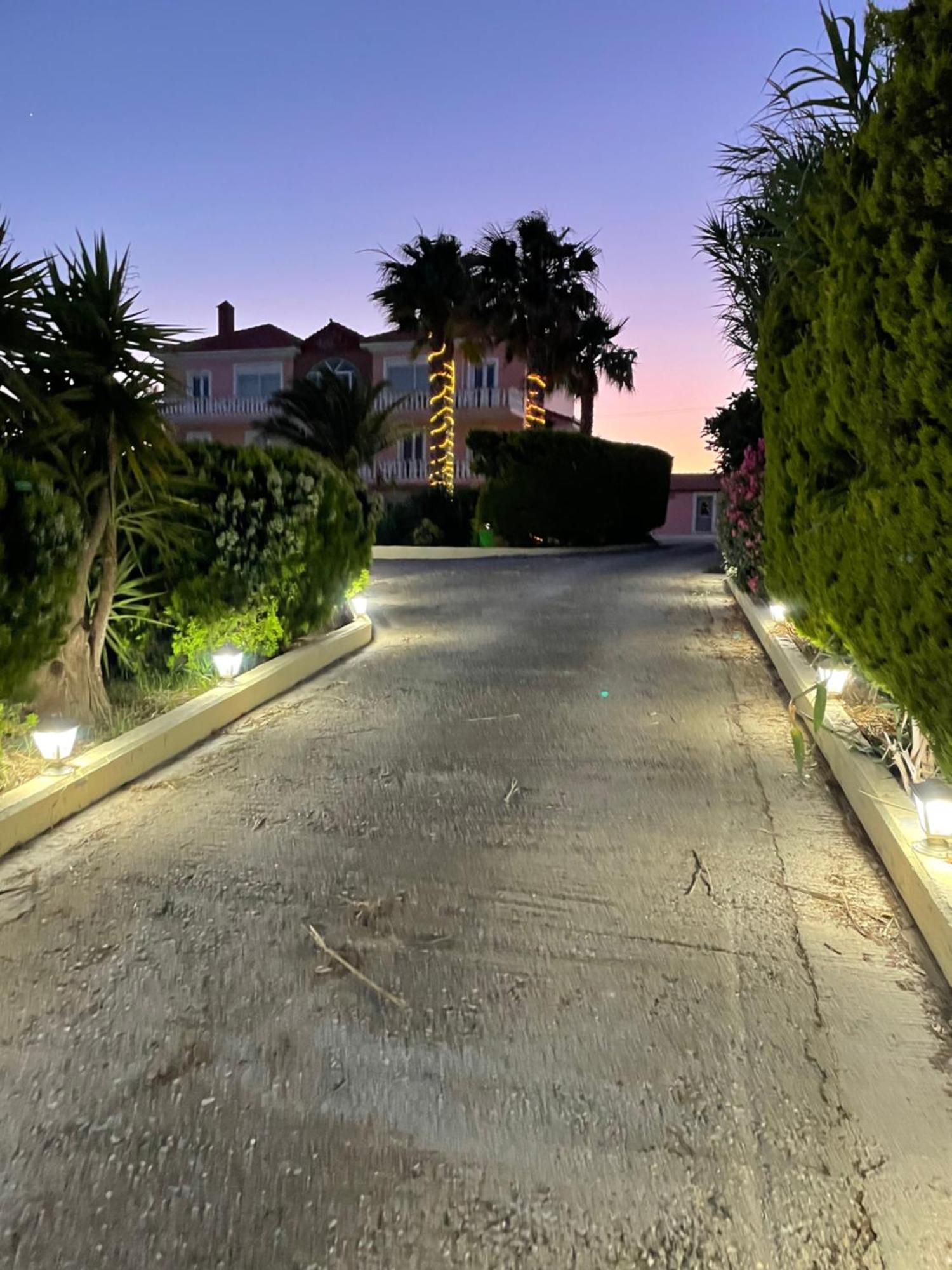 Villa Lagosta Varos Exterior photo
